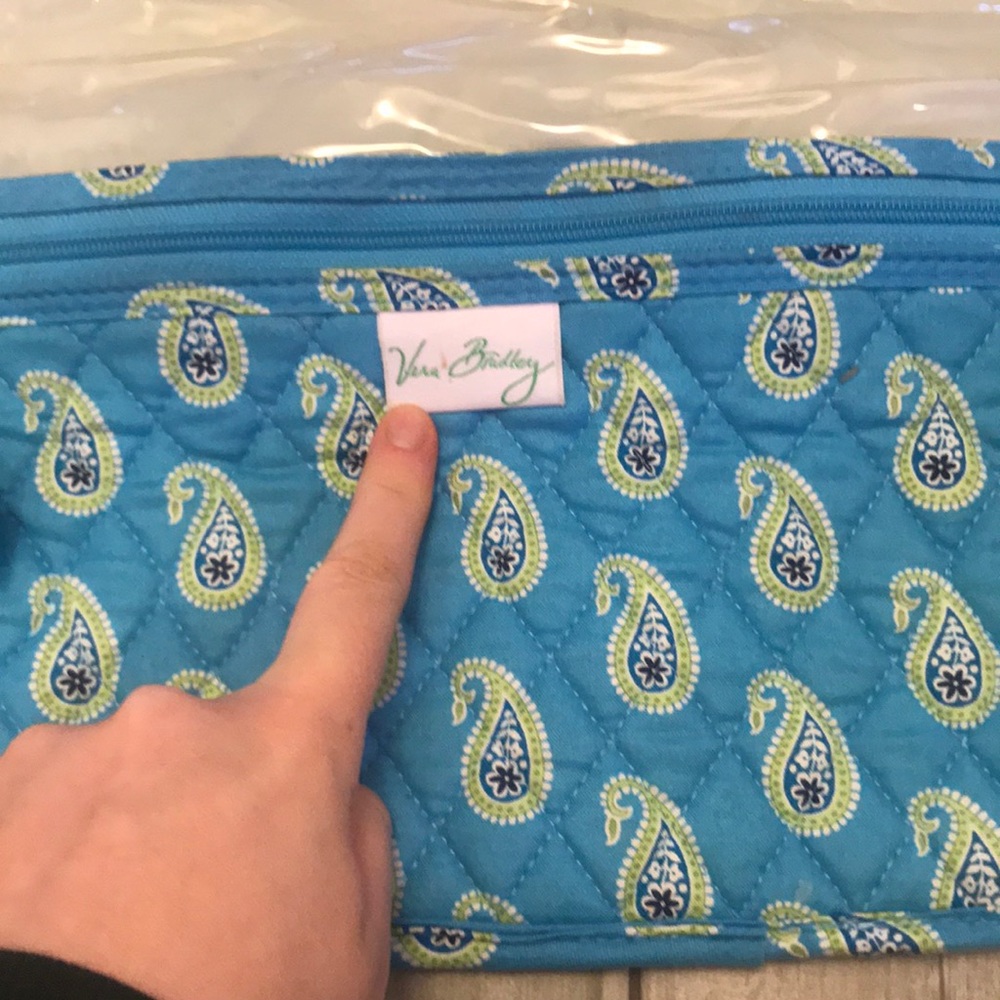 Vera Bradley hanging makeup bag- Blue Paisley - Picture 7 of 8